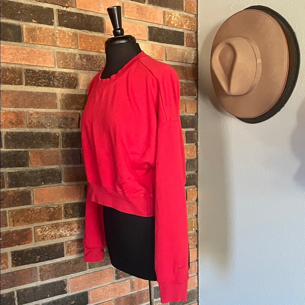 Fabletics Bold Red Women's Cropped Crewneck Sweatshirt L - Picture 2 of 5
